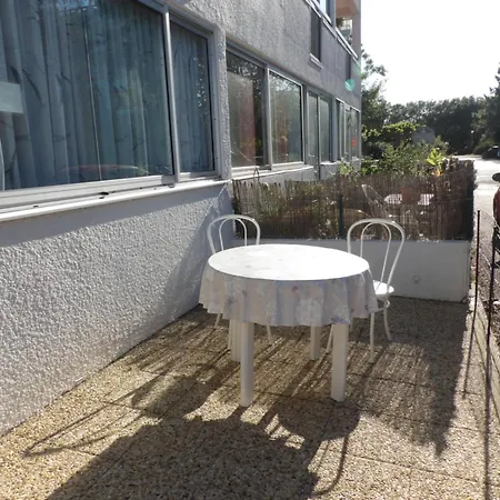 Apartment Les Logis De Magali Les Zodiacs, Terrasse, A 600m